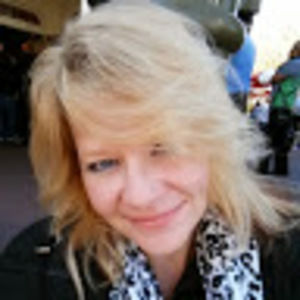 Meet your Posher, Eve